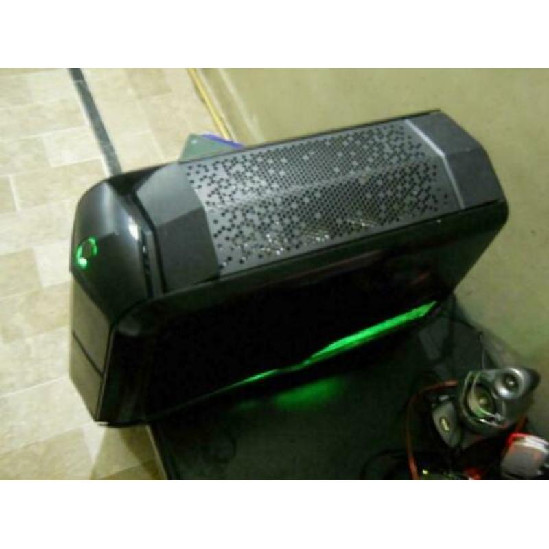 Game pc Alienware Aurora -i7-2600k- SSD -XFX - HD7950 3GB