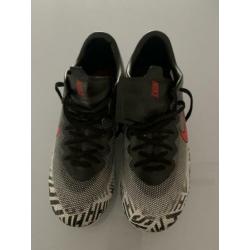 Nike voetbalschoenen maat 36,5