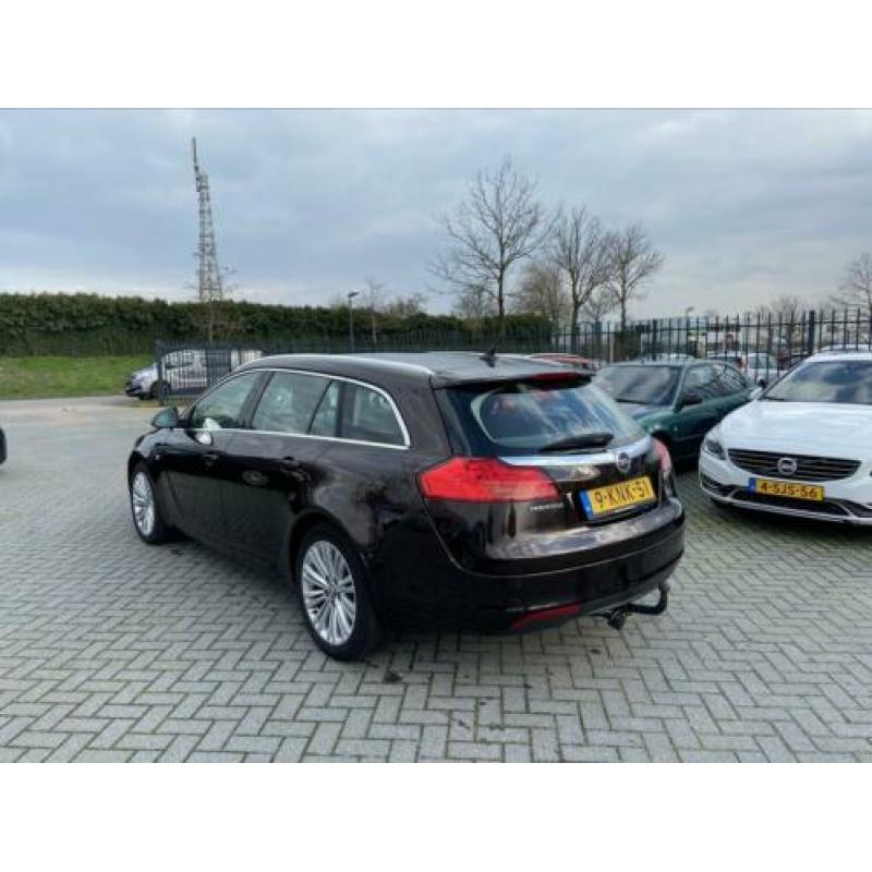 Opel Insignia 1.4 Turbo 103KW Sports Tourer 2013 Bruin LPG