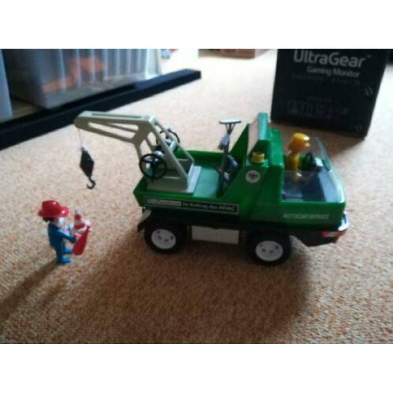 4 Playmobil (vracht) auto's