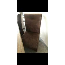 4 Suède stoelen op wieltjes