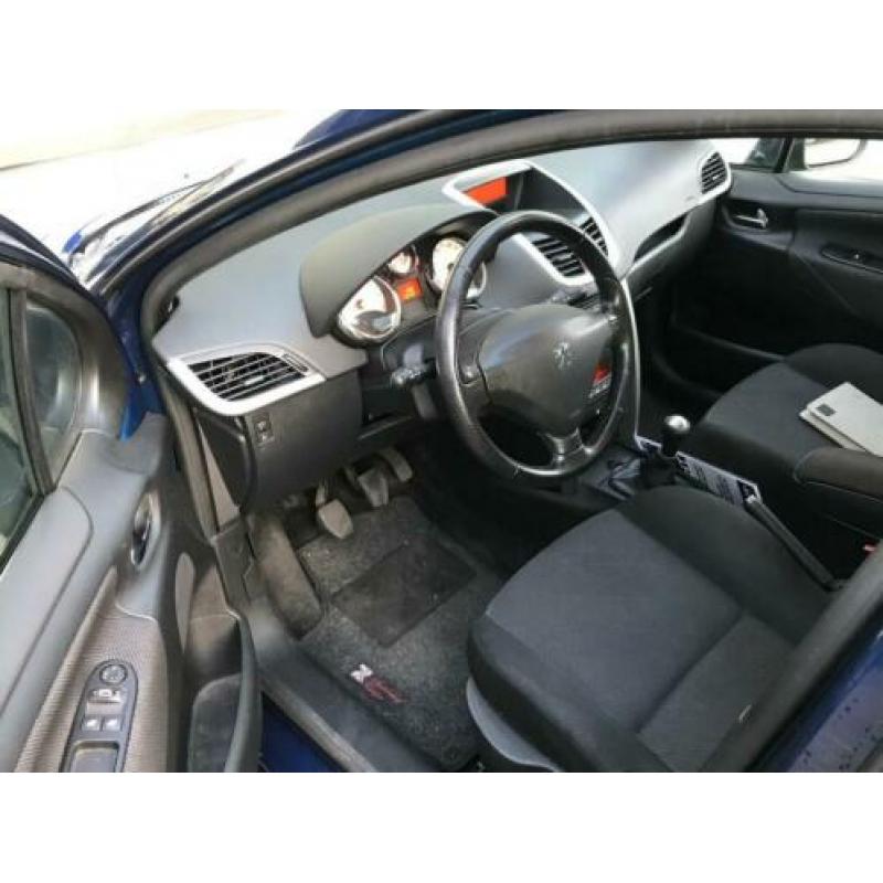 Peugeot 207 1.6 VTi XS Pack 178DKM NaP 2008