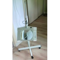 sferische loep op wielen