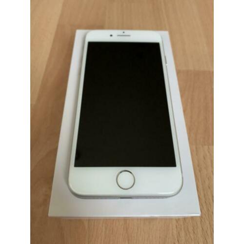 iPhone 8 zilver 64GB