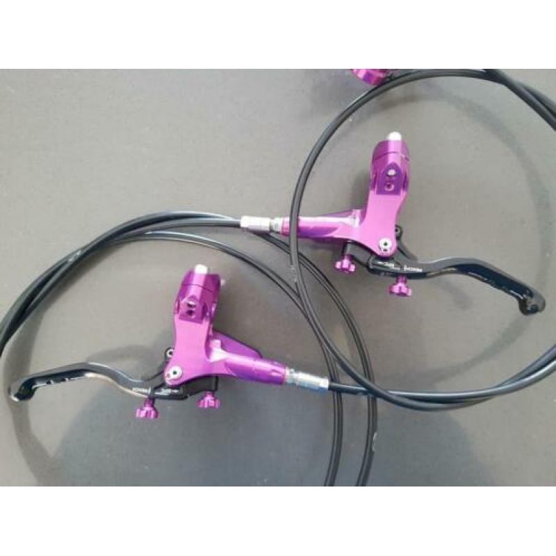 Hope Tech3 E4 set paars nieuw!