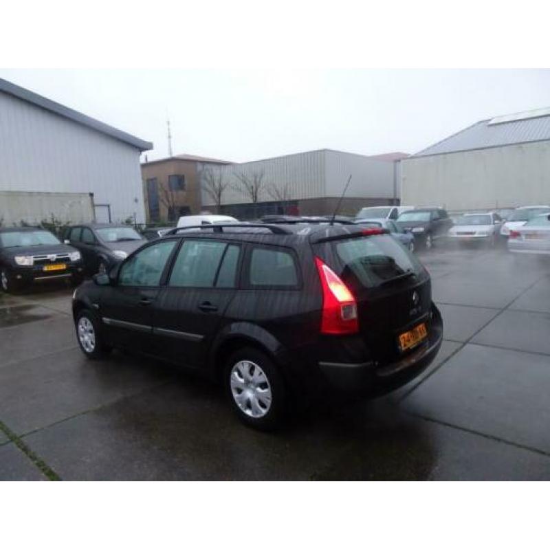 Renault Mégane Grand Tour 1.4-16V Expression (bj 2006)
