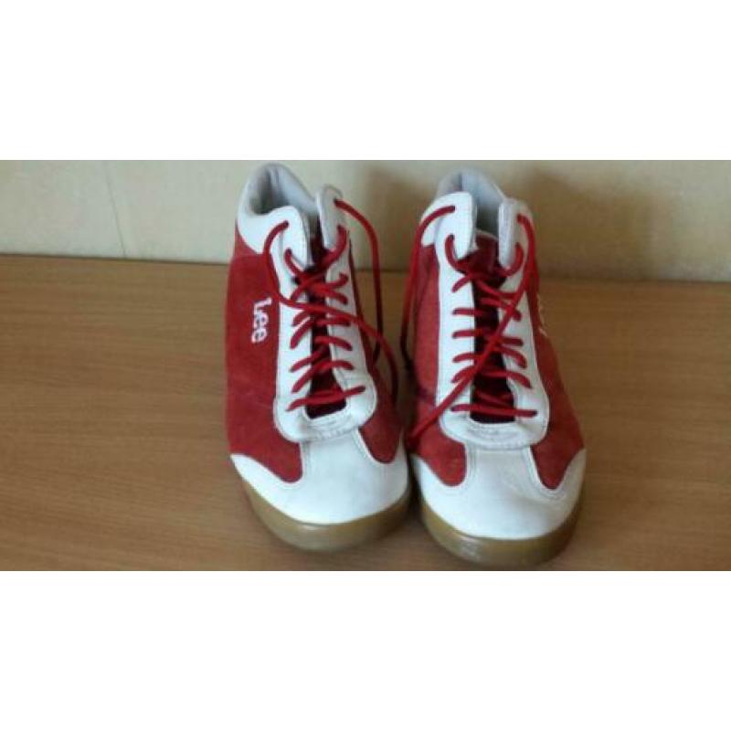 Mooie lee sneakers maatje 38 zgn zie de foto,s