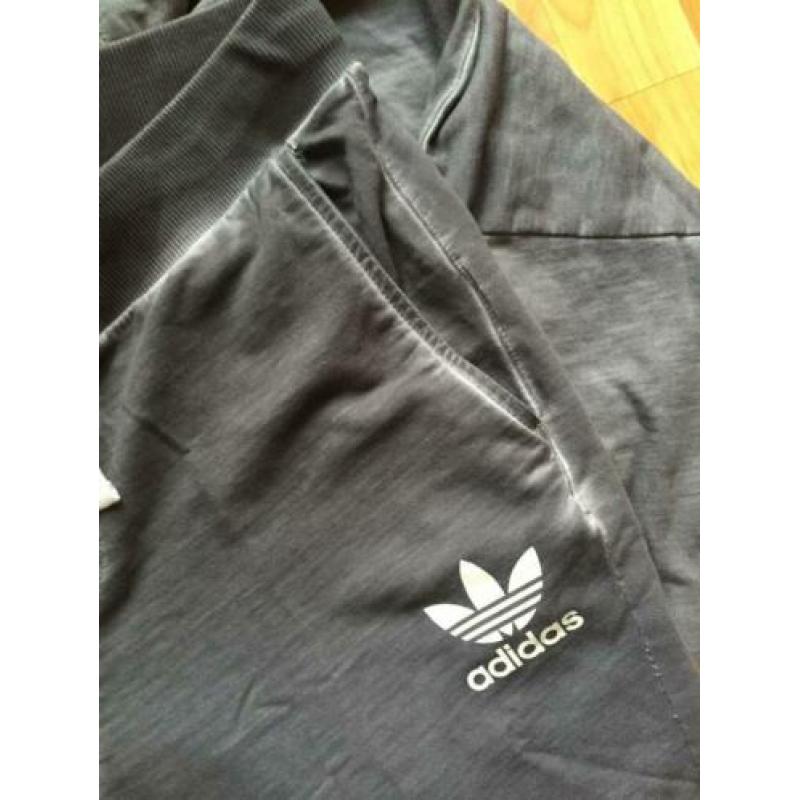 Adidas trainingspak 38