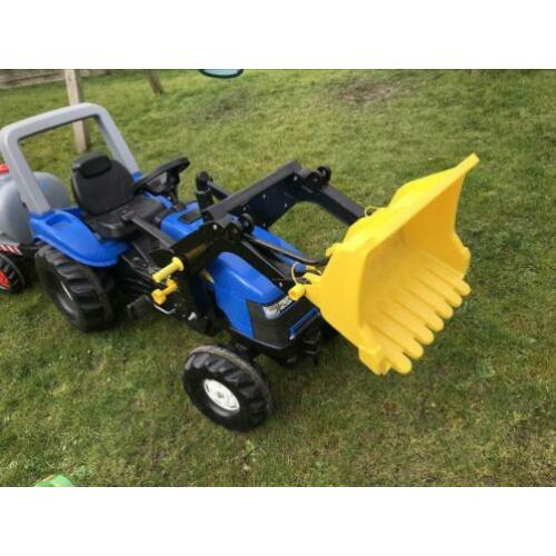 New Holland traptrekker met frontlader