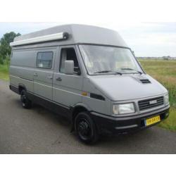 Iveco 30-8.1 CAMPER / KAMPEERWAGEN ! RUIMTERIJK !