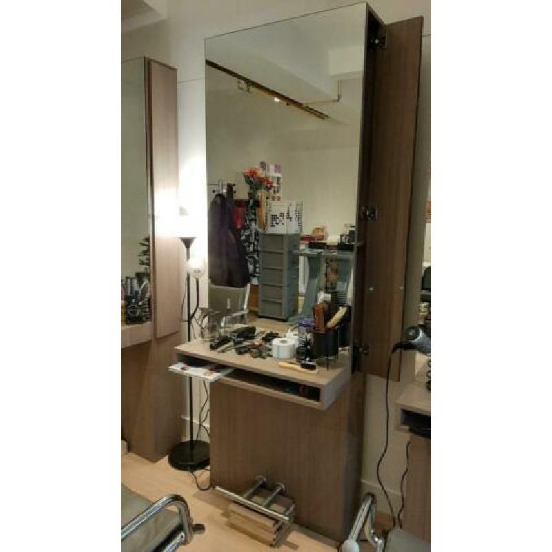 Kapsalon inrichting = 3 stuks Kaptafel Simple met spiegel