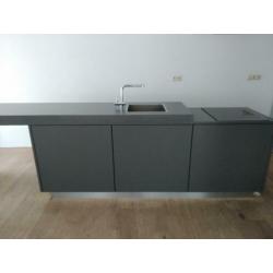 Moderne designkeuken met Koffieapparaat Siemens en Afzuiging