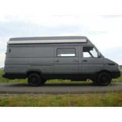 Iveco 30-8.1 CAMPER / KAMPEERWAGEN ! RUIMTERIJK !