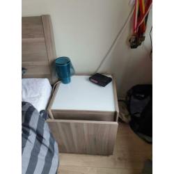 Mooi bed compleet met dressoir