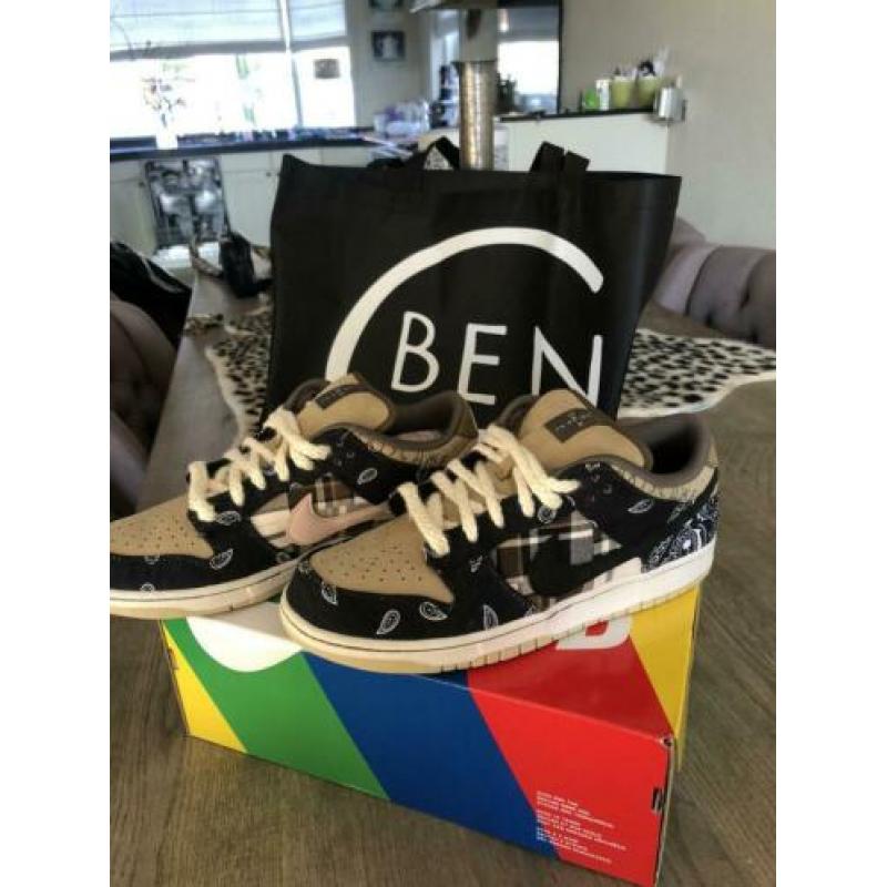 Nike Dunk low Travis scott Size 10
