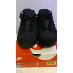 Nike air Max 95 triple black Us10 44 28cm