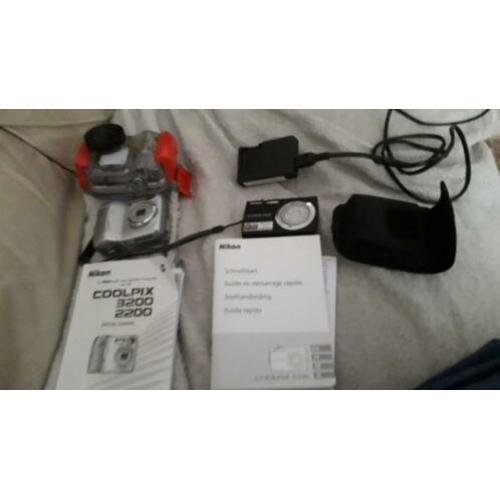 2x Nikon coolpix compact camera's 50 € 1 koop