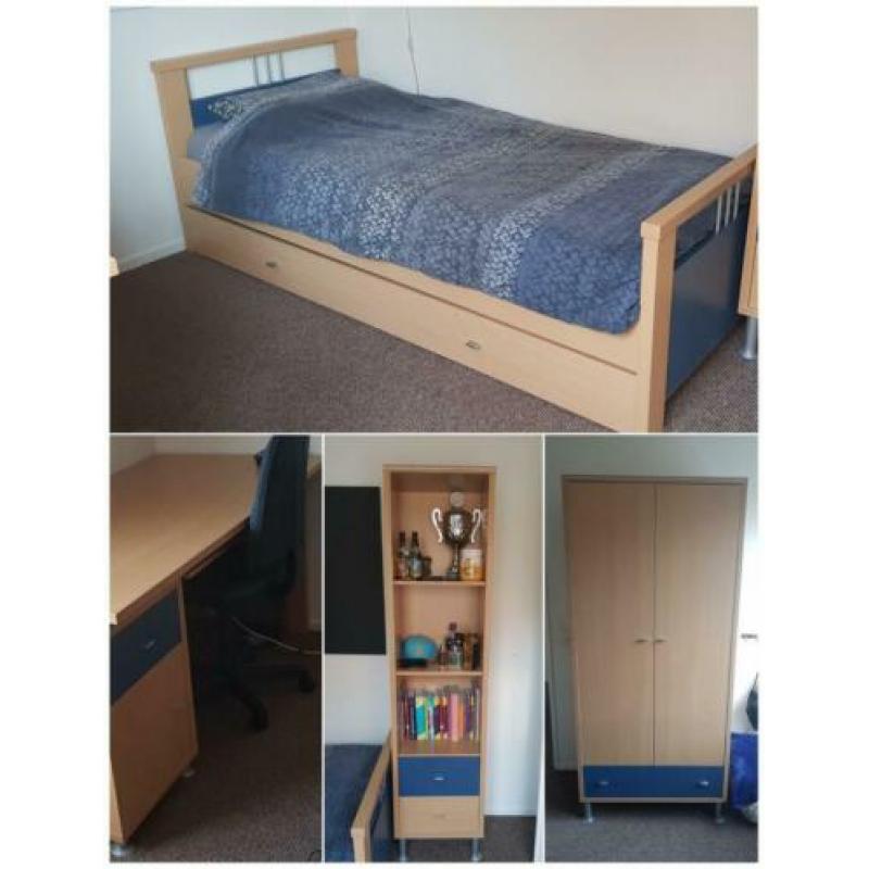 Complete slaapkamer. Bed, kledingkast, kast en bureau