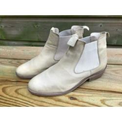 WALK IN THE PARK creme leren enkellaarzen maat 42