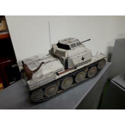 LAATSTE DUITSE WW2 TANK van THOMAS GUNN mint in OVP