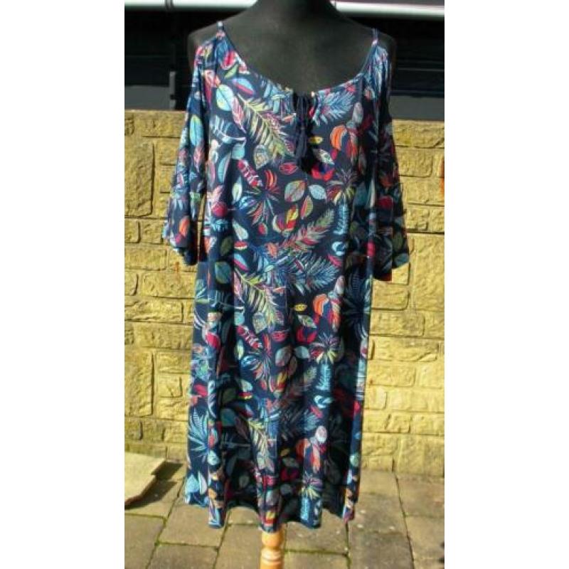 Donkerblauw paisley blaadjes A-lijn cold shoulder jurk mt 48