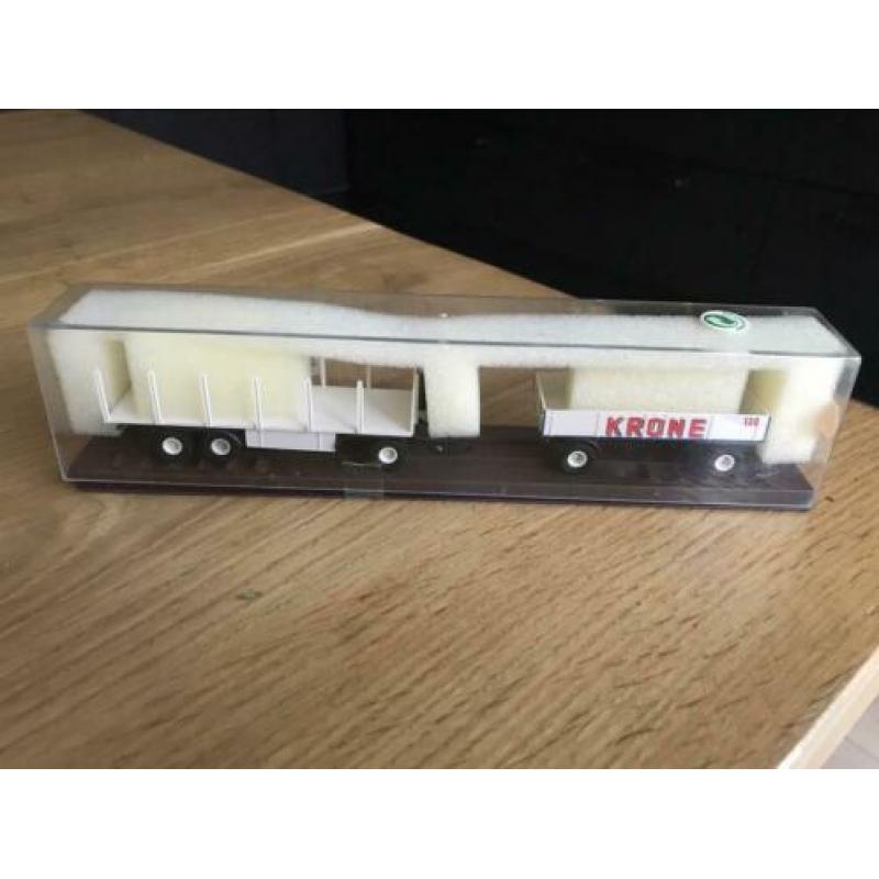 Brekina 5527 1/87 set aanhangwagens Circus Krone