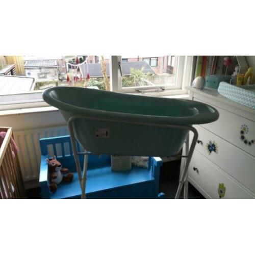 Babybadje met standaard mintgroen