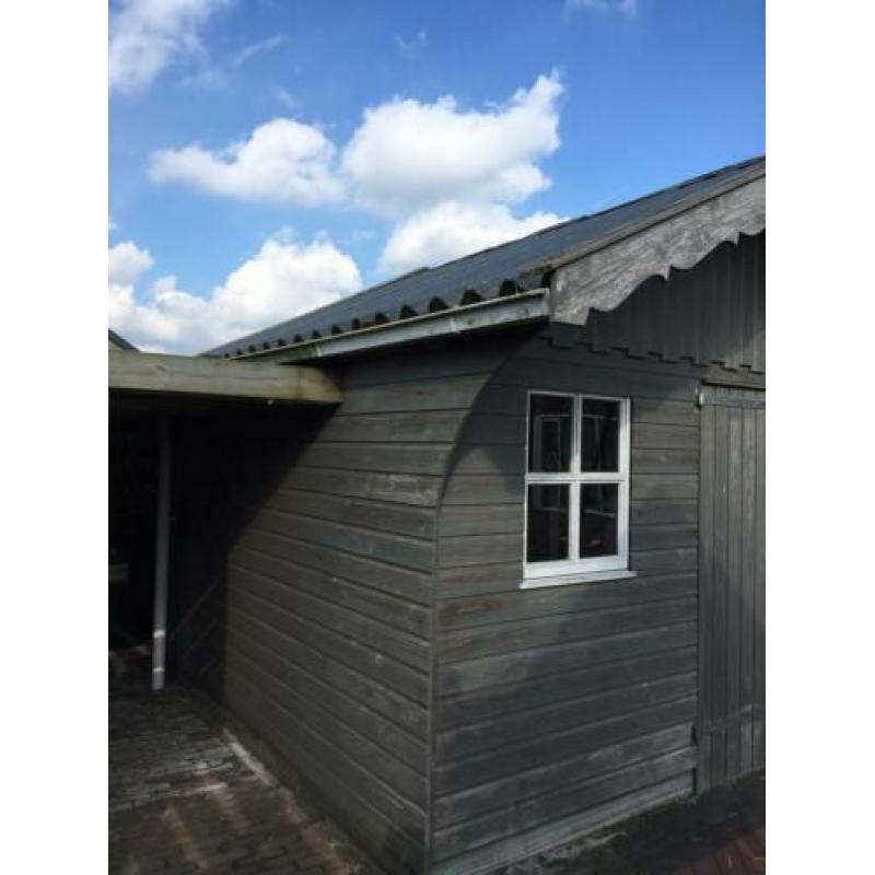 Tuinhuisje