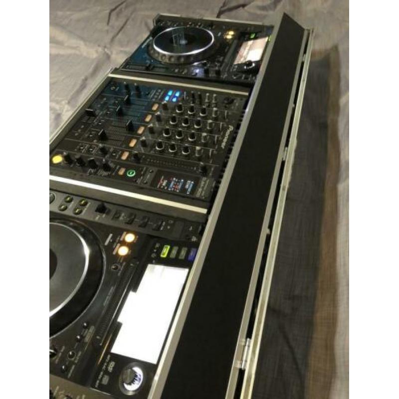 Pioneer cdj 2000 cdj2000 djm800 flightcase dj set djset