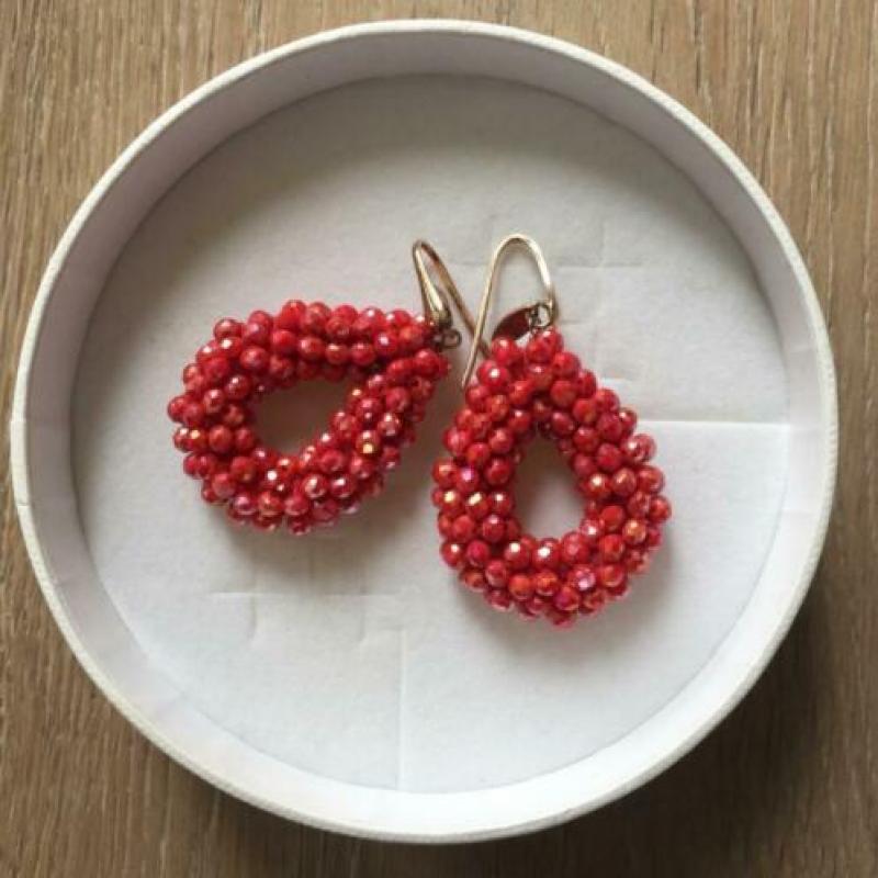 Lott oorbellen rood