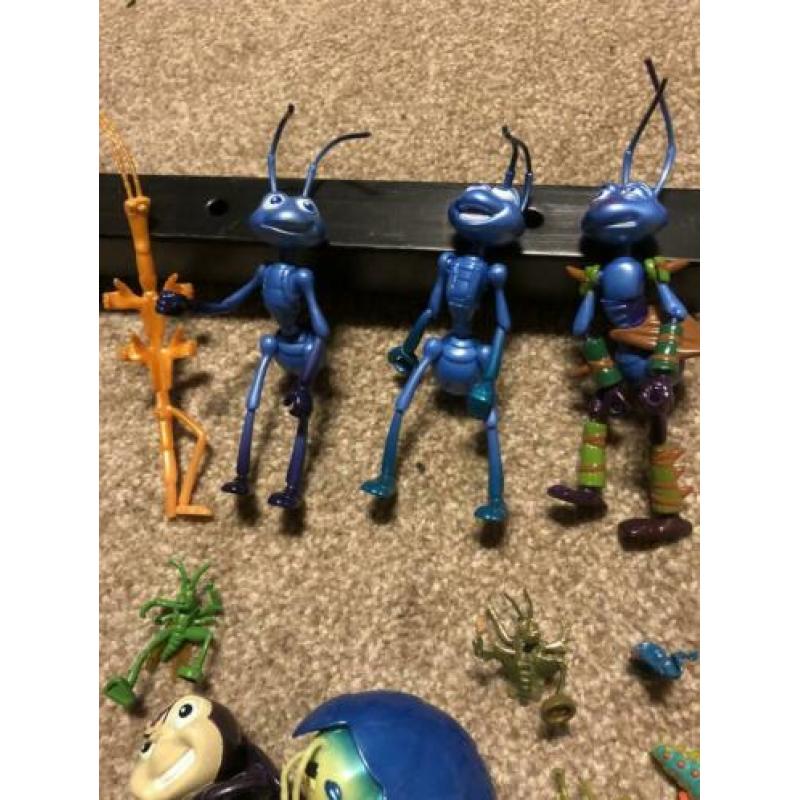 A BugsLive Luizenleven poppetjes