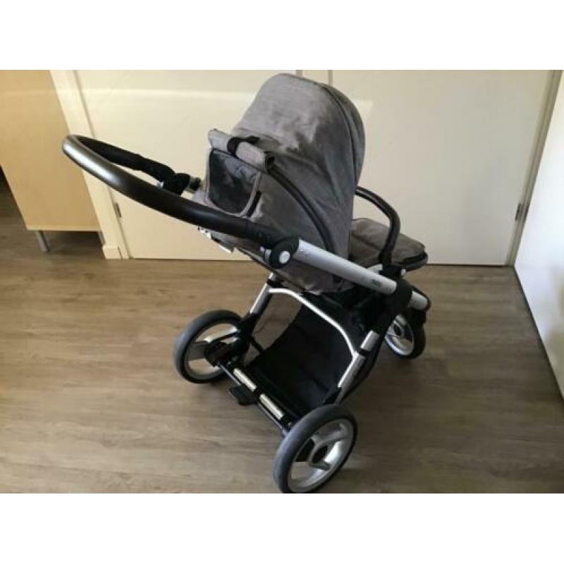 Hele mooie 3 in 1 kinderwagen van Mutsy