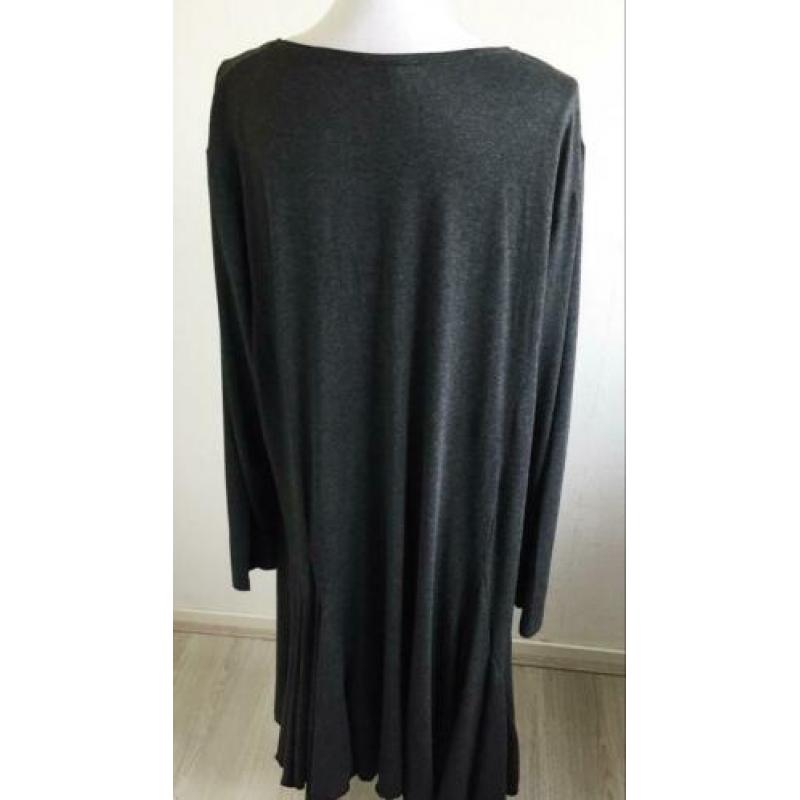 Leuke jurk van Twister 52/54