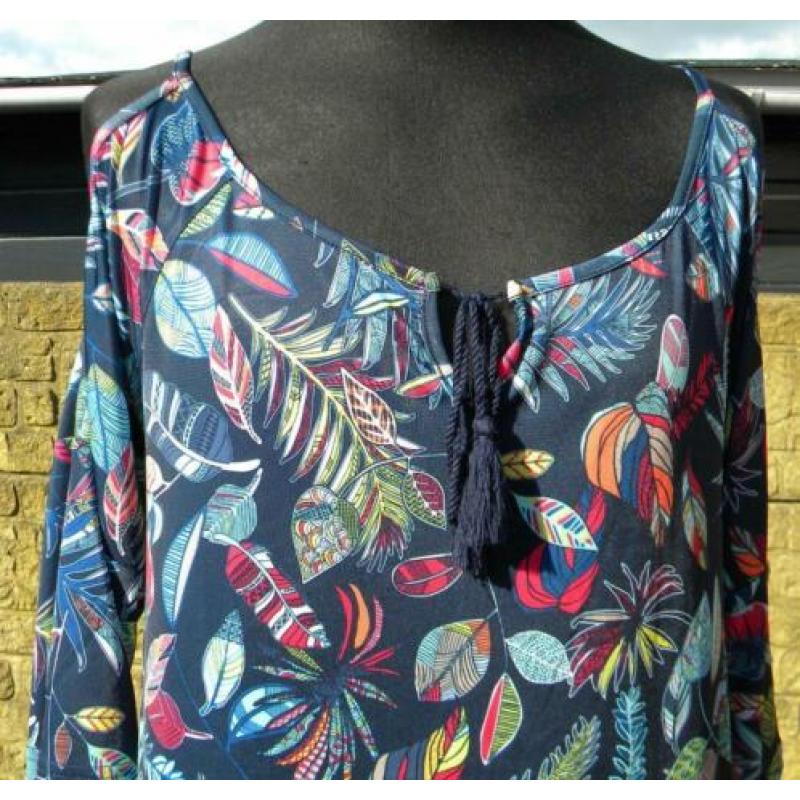 Donkerblauw paisley blaadjes A-lijn cold shoulder jurk mt 48