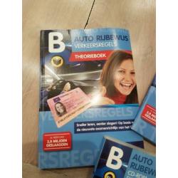Theorieboeken en cd-rom autorijbewijs