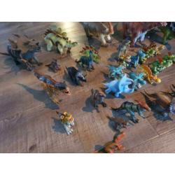 Veel soorten dinosaurussen 48 stuks