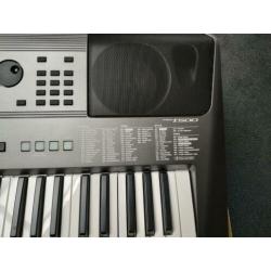 Yamaha PSR-I 1500 keyboard