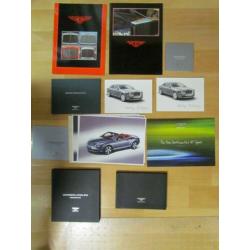 Bentley Brochures en persmappen. Ruim 40 Items.