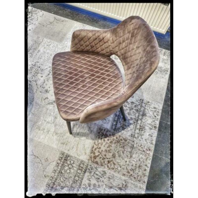 Nieuwe velvet stoelen €59,- p.s bezorgen mogelijk!
