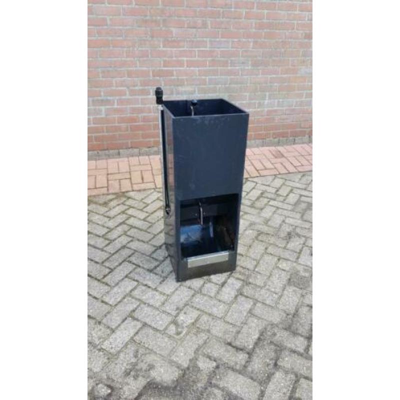 Verba droogvoerbakken te koop !