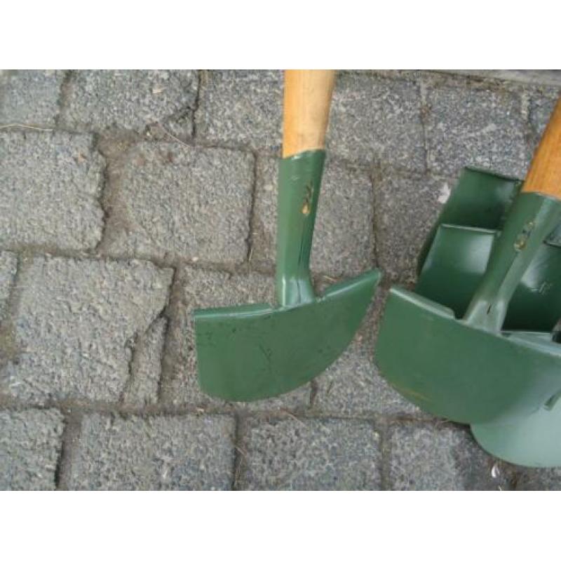 duitse pionierschoppen, schop militaria ,zand scheppen