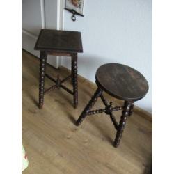 2 Massief Houten Tafeltjes Met Hele Mooie Gedraaide Poten
