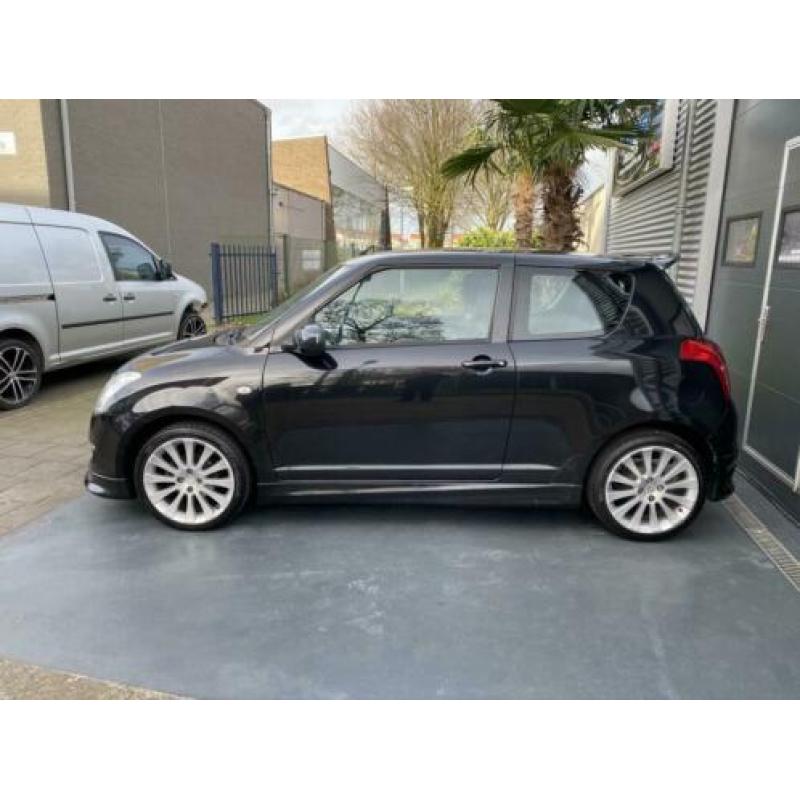 Suzuki Swift 1.5 Exclusive Sport