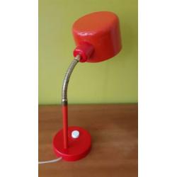 Leuke retro oranje bureaulamp jaren 70 met drukknop