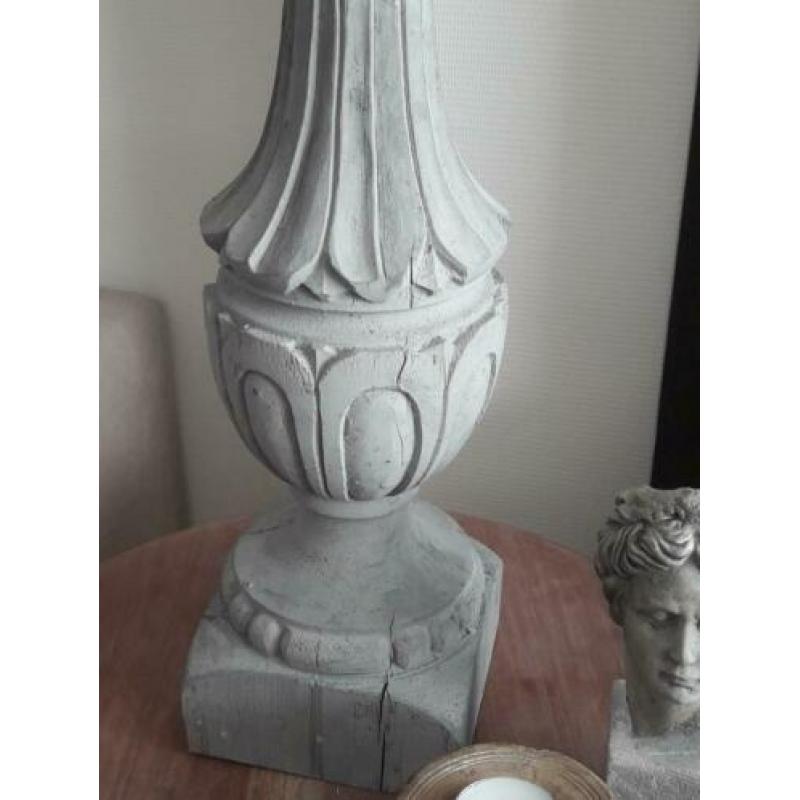 robuuste houten balusterlamp