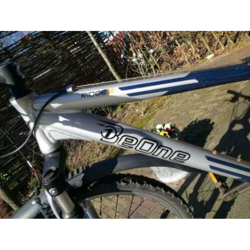 Mountainbike BeOne Ridge 1.0 26 inch