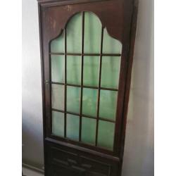Sale Oude deur met mooi houtsnijwerk en openslaand glas
