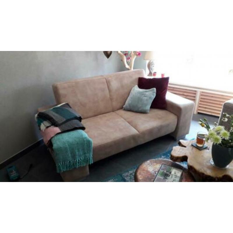 mooie stevige beige 2 zits bankstel