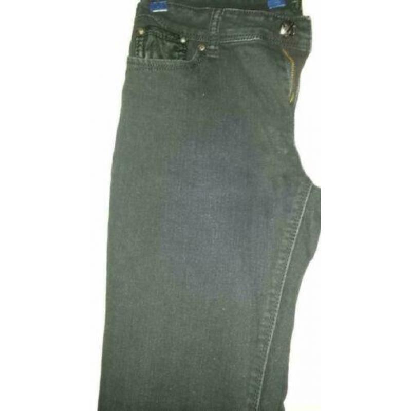 Jeans broek zwart met lederlook acsenten...NIEUW!! mt.m/l