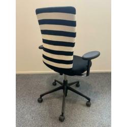 Vitra T Chair / zwart-wit